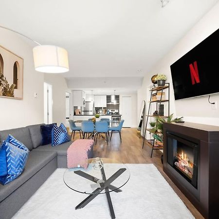 Dazzling Condo By Stadium Downtown With Free Parking Vancouver Eksteriør billede