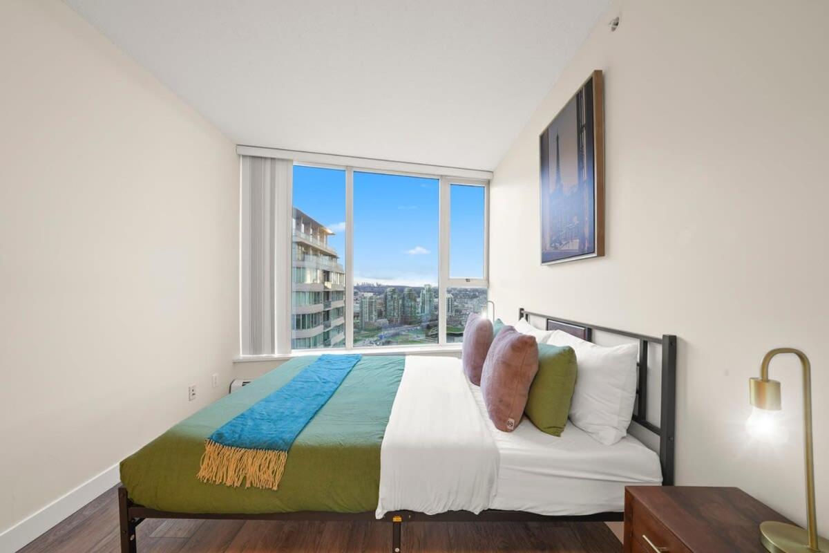 Dazzling Condo By Stadium Downtown With Free Parking Vancouver Eksteriør billede