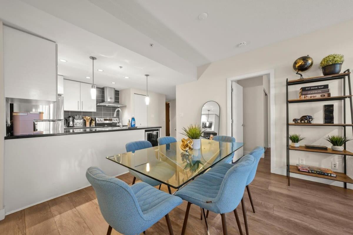 Dazzling Condo By Stadium Downtown With Free Parking Vancouver Eksteriør billede
