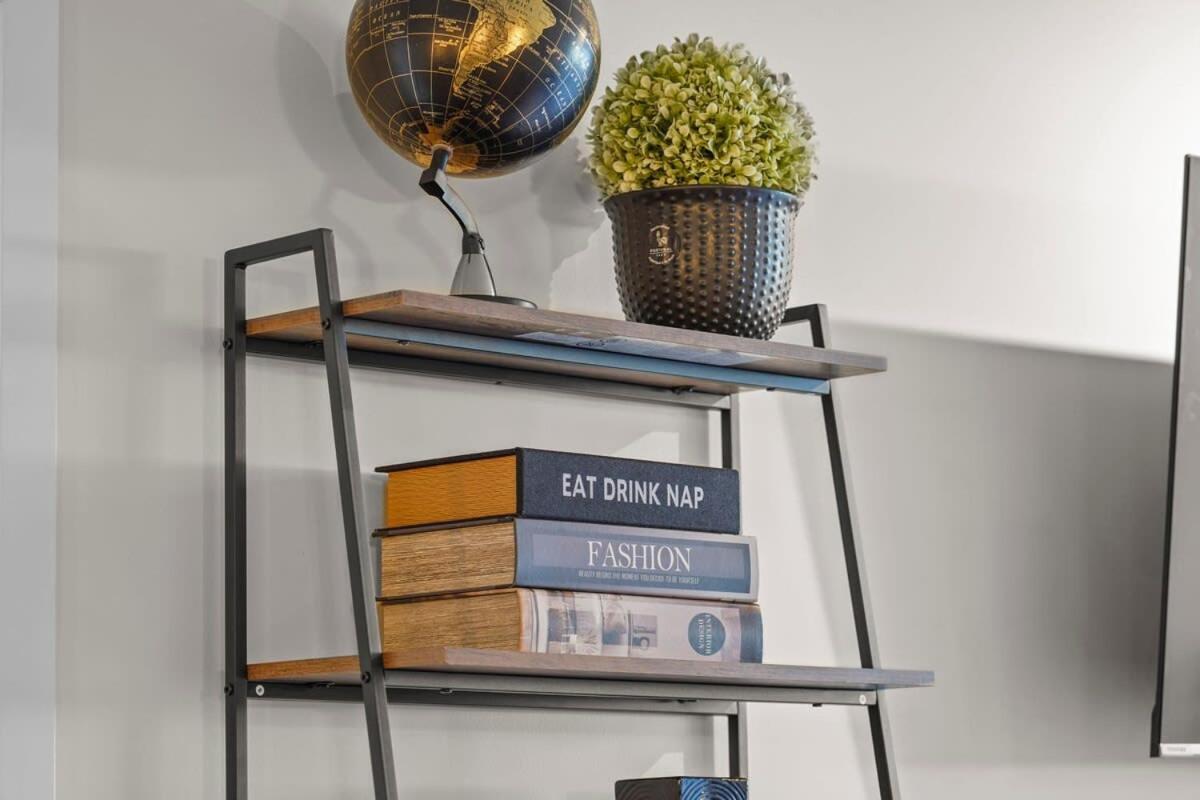 Dazzling Condo By Stadium Downtown With Free Parking Vancouver Eksteriør billede